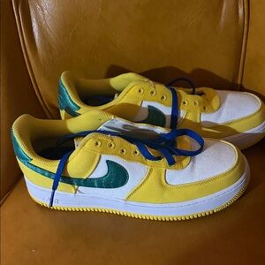 Nike Men's Yellow, White & Green Low-Top Sneakers